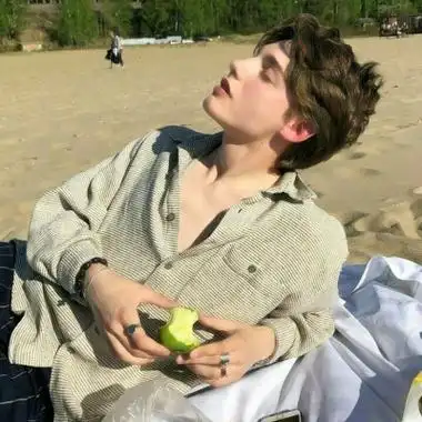 6686体育特邀作者Paxton