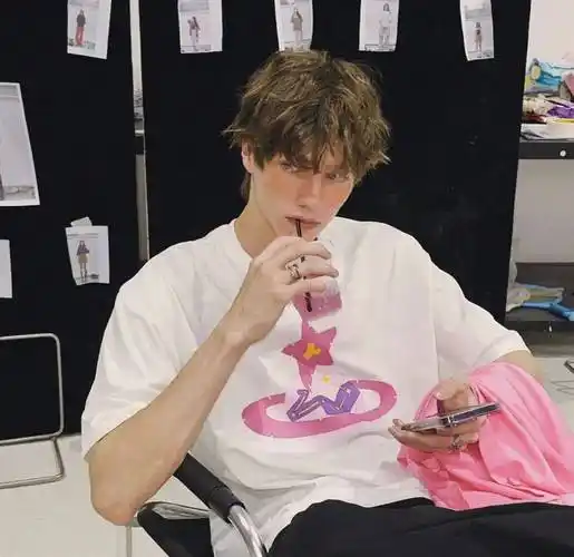 6686体育海外作者鳄鱼的眼泪