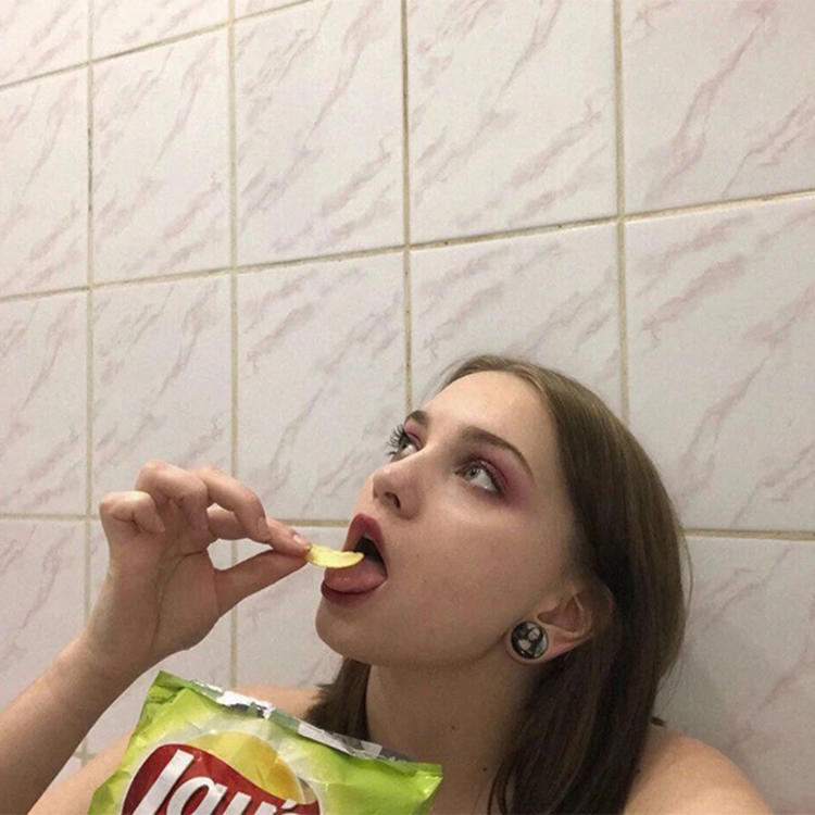 6686体育铁牌作者Jolene