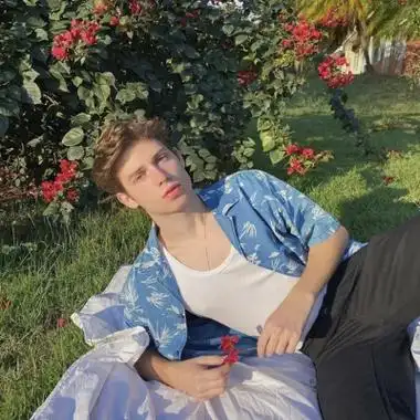 6686体育特邀作者Helen