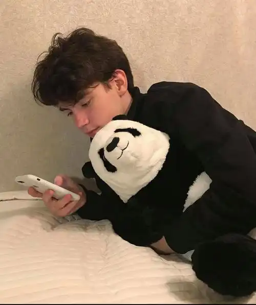 6686体育首席作者一米阳光