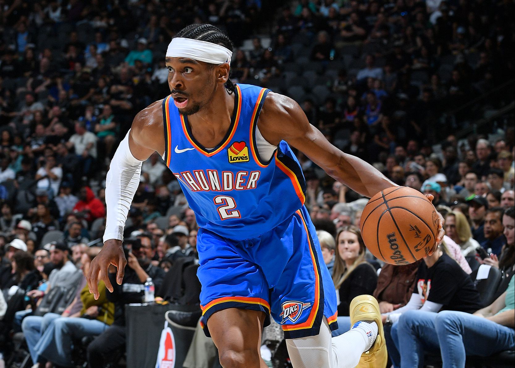 亚历山大第三节17分，雷霆单节轰下39分领跑位老鹰19分