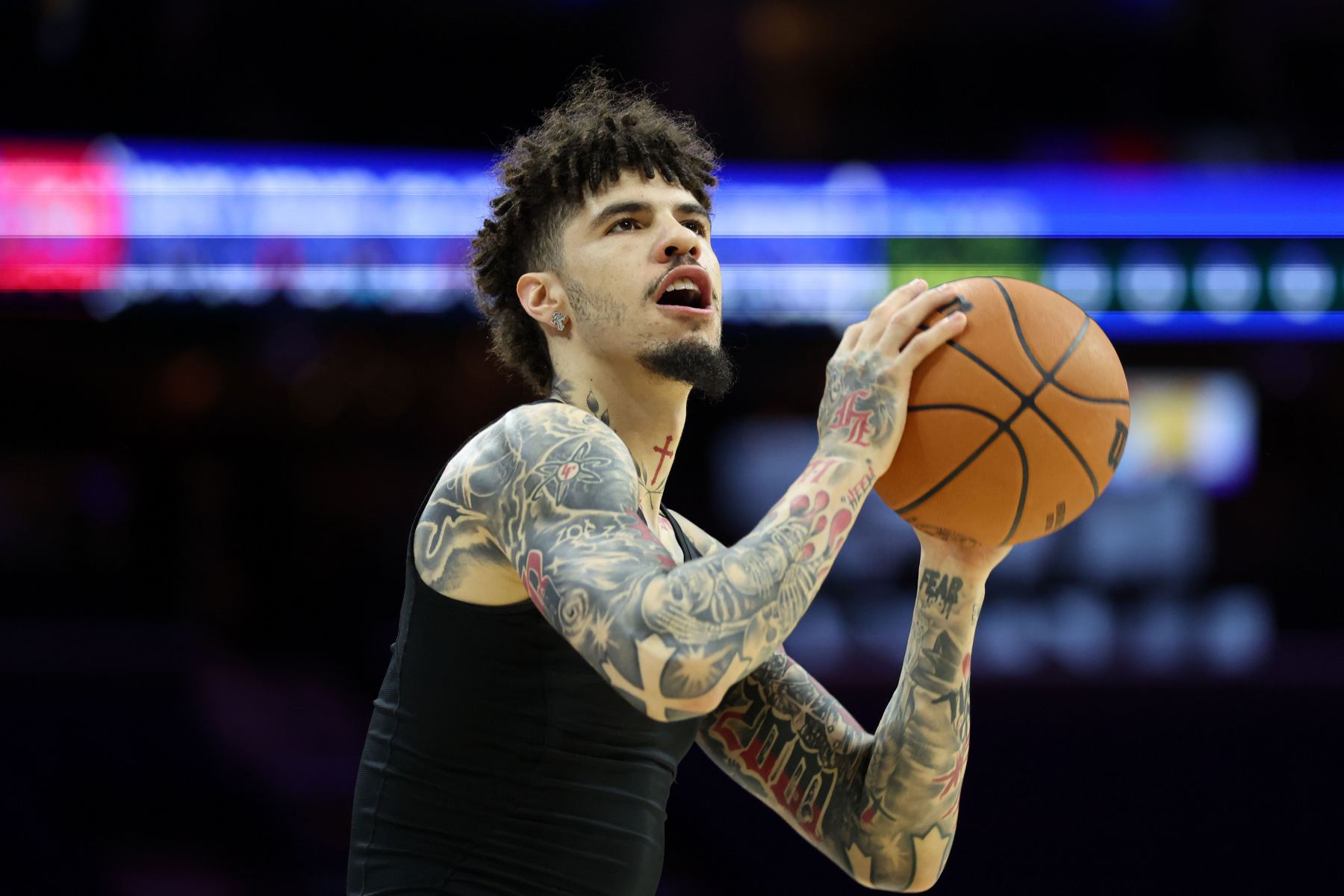 黄蜂更新受伤病报告：鲍尔因受伤病管理缺阵，卡尔克布伦纳重返赛场