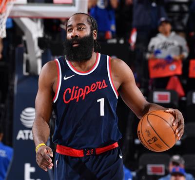 控球感火热！哈登首节4投全中轻取14分，三分球2投2中